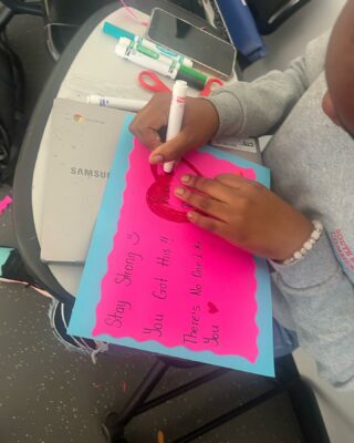 ❤️ Senior Girls in ROP creating cards for children in hospitals this holiday season 🥹
