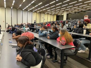 Look at these 10th and 11th grade girls already visiting colleges! Shout out to the @collegeaccess_sbc for prepping this amazing trip at @ualbany !!
#collegebound #collegeprep #community #sbc